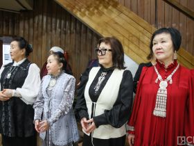 Полмиллиона рублей вручат лучшему сказителю олонхо в Якутии