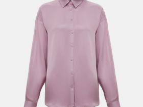 Блузка свободного силуэта с отложным воротником