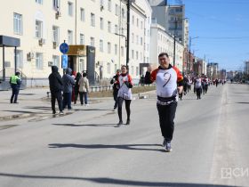 В Якутске состоялся забег наследников Победы «Помним! Гордимся! Благодарим!»