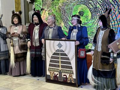 Ступени к совершенству: в Якутске отметили 10-летие объединения «Үктэл»