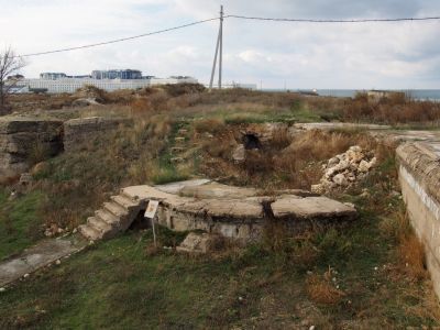 Казематы 14-й береговой батареи