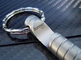 Брелок - инструмент Eskaper, Lion Steel, Нержавеющая сталь, (стеклобой, открывалка, куботан), L/ES-1