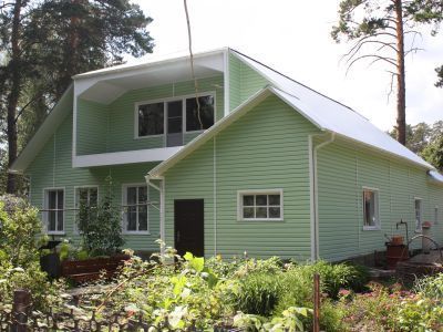 Дом, в котором жил М.А.Лисавенко–ученый-селекционер, основоположник сибирского садоводства, академик ВАСХНИЛ, лауреат Государственной премии СССР, Герой Социалистического Труда