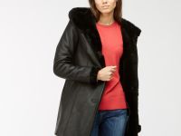 Женская куртка Lacoste