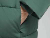 Утепленное пальто с капюшоном