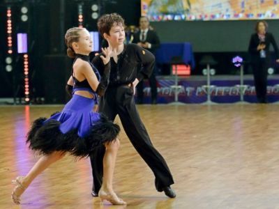 Спортсмены сборной Якутии по танцевальному спорту стали финалистами на первенстве ДФО