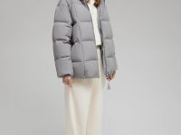 Стеганый пуховик с натуральным пухом