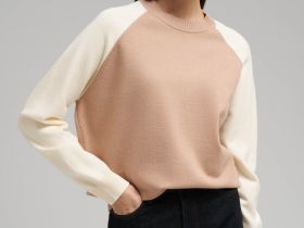 Свободный джемпер с рукавами-реглан