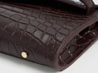 Клатч из натуральной кожи с крокодиловым тиснением O'STIN x Яндекс Книги, Фиолетовый