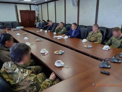 Председатель Якутской гордумы встретился с участниками СВО, приехавшими в отпуск