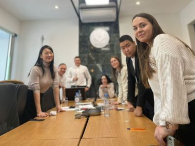 МУУС УСТАР: три минуты на защиту!