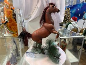 В Якутске открылась выставка «Бал снежной долины»