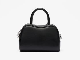 Небольшая женская сумка через плечо Lacoste