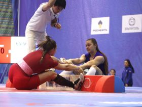 Мас-рестлеры Якутии прошли в финал чемпионата России