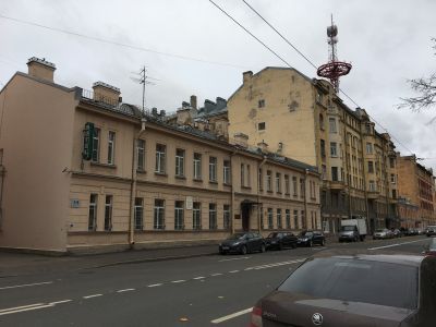 Квартира, в которой жили в 1924-1934 гг. химик Лебедев Сергей Васильевич, в 1924-1955 гг. художник-график Остроумова-Лебедева Анна Петровна
