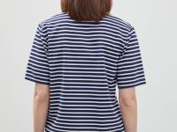 Футболка с v-образным вырезом