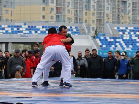 В Якутске стартовали соревнования по борьбе корэш и мас-рестлингу в рамках федерального Сабантуя