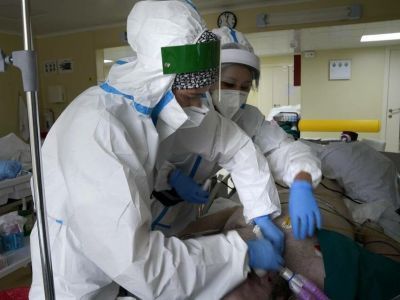 За последние сутки в Якутии госпитализировали 38 человек с COVID-19