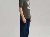 Футболка свободного кроя