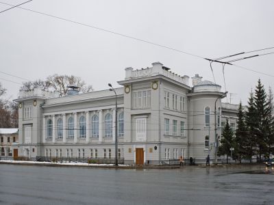 Здание высших женских курсов