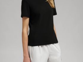 Футболка прилегающего кроя