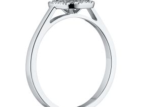 Классическое кольцо из белого золота с бриллиантами э0901кц05160500