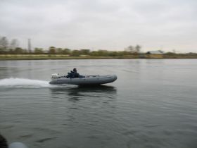 Лодка ПВХ ФЛАГМАН 420 IGLA