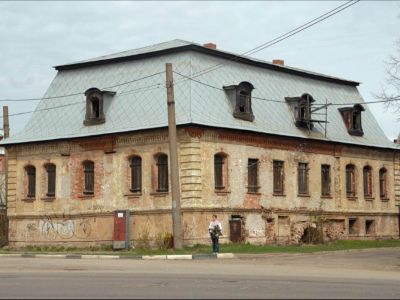 Дом Петеревского