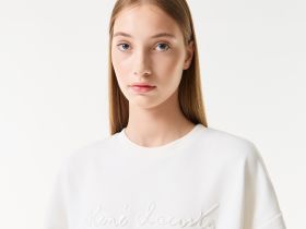 Женская толстовка Lacoste свободного кроя с коротким рукавом