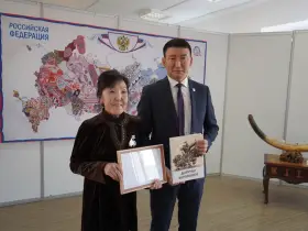 Изделия семи мастеров пополнили Фонд эталонных образцов Якутии