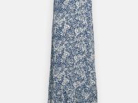 Сарафан с v-образными вырезом