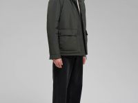 Куртка с искусственным утеплителем и водоотталкивающей пропиткой