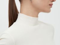 Джемпер с коротким рукавом и воротником-стойкой