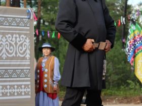 Показ национальной одежды состоялся на Ысыахе Олонхо