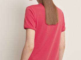 Футболка приталенного силуэта