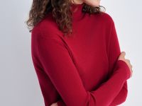 Водолазка приталенного силуэта