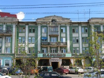 Ансамбль застройки ул.Максима Горького: жилой дом с культурным бытом, жилой дом плавсостава и ИТР Средневолжского речного пароходства, жилой дом грузчиков Госпароходства