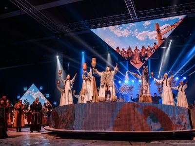 В День государственности Якутии засиял «Свет над Арктикой»