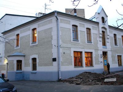 Службы и флигель особняка С.П.Рябушинского на Малой Никитской, 1900-1902 гг., арх. Ф.О. Шехтель