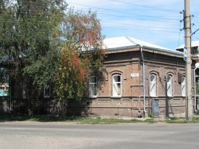 Дом, в котором с декабря 1917 года по июнь 1918 года размещалась редакция газеты «Известия» – орган Минусинского Совета рабочих, солдатских и крестьянских депутатов