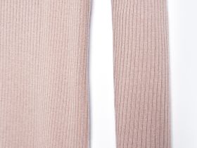 Платье с v-образным вырезом