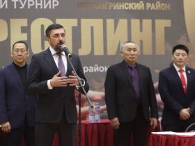 Булунский спортсмен завоевал долгожданную победу на крупном турнире по мас-рестлингу