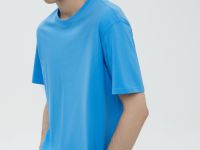 Базовая футболка из хлопка прямого силуэта