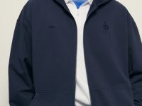 Худи на молнии из коллаборации с Динамо