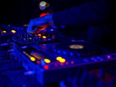 Билеты на Cringe (Werk) / Концерт | Афиша | ИнфоТаймс