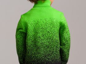 Свитер трикотажный для мальчиков