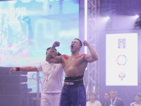 Реванши и сенсации. Мас-рестлеры Якутии завоевали еще шесть золотых медалей чемпионата России