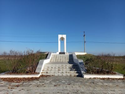Памятник погибшим воинам