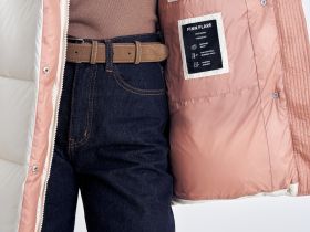 Стеганый пуховик с воротником-стойкой