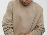 Толстовка свободного силуэта